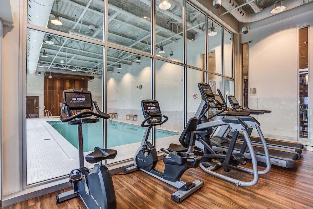 Otl Gouverneur Chicoutimi Exterior foto The gym at the hotel
